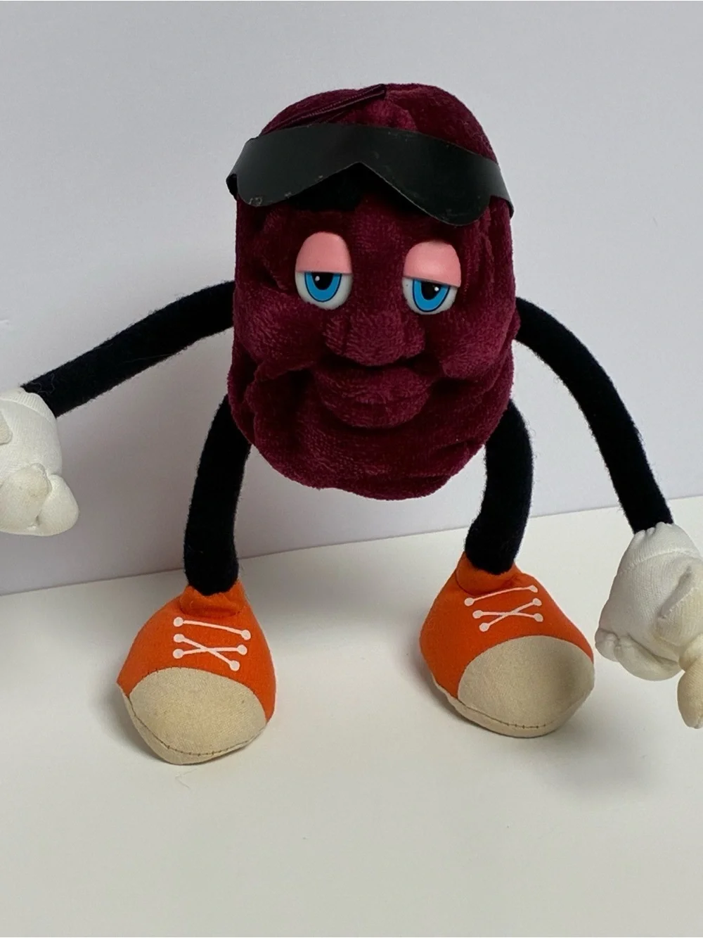 Hardee's Vintage Plush Figure California Raisins 7.5